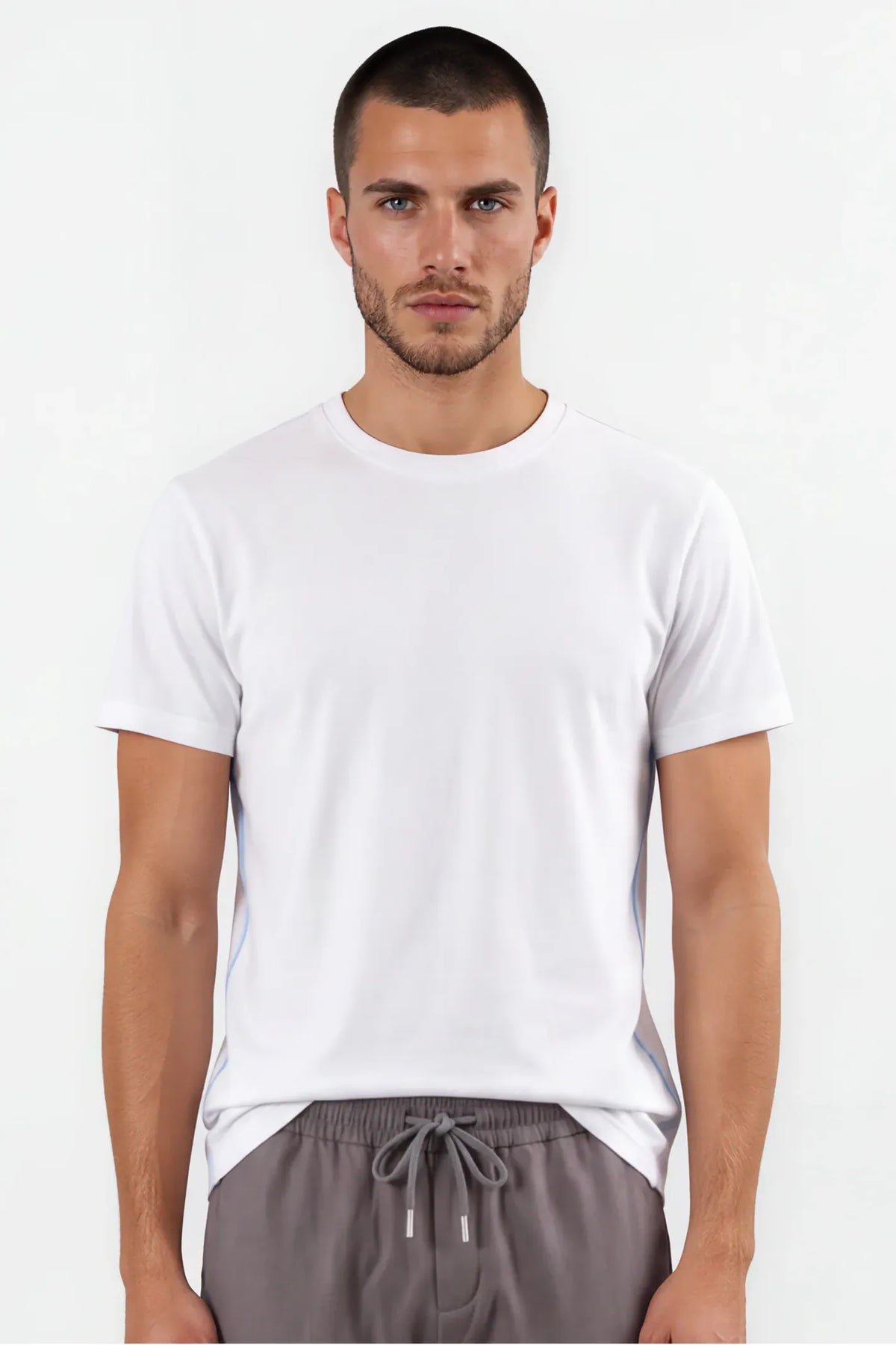Contrast Blue Topstitching White T-shirt - AV Laretti